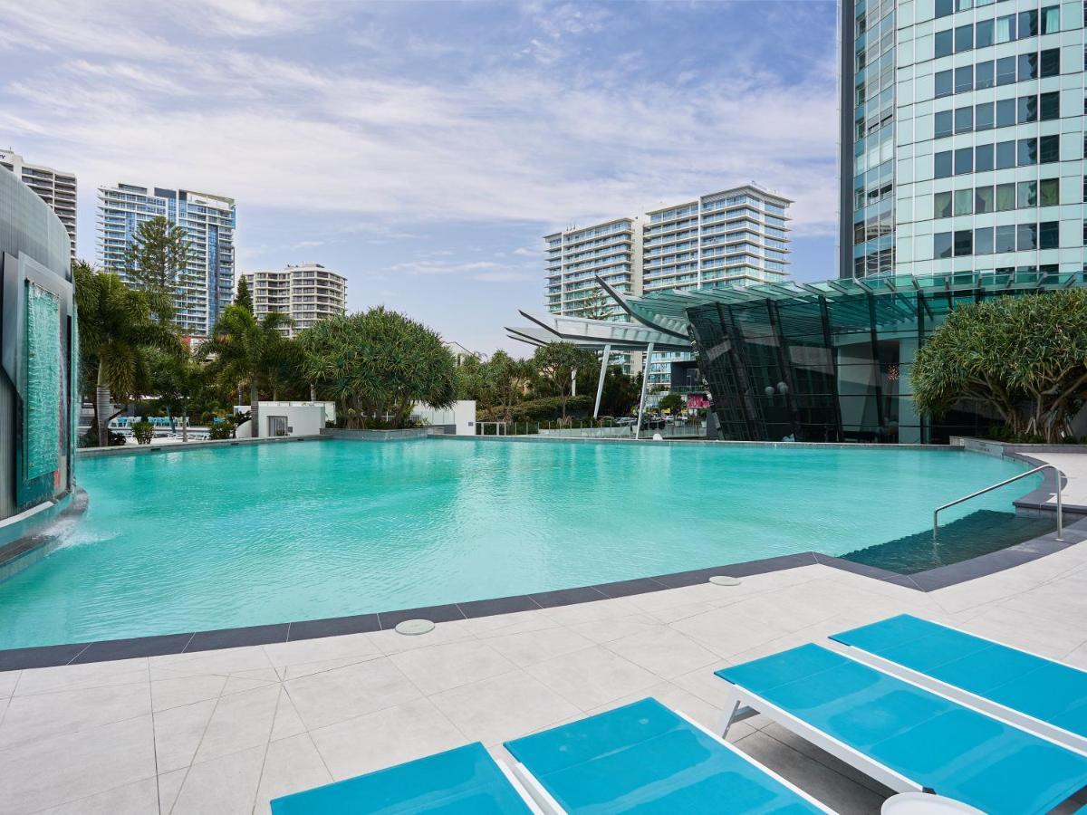 Serain Residences On 9 Hamilton Avenue Gold Coast Luaran gambar