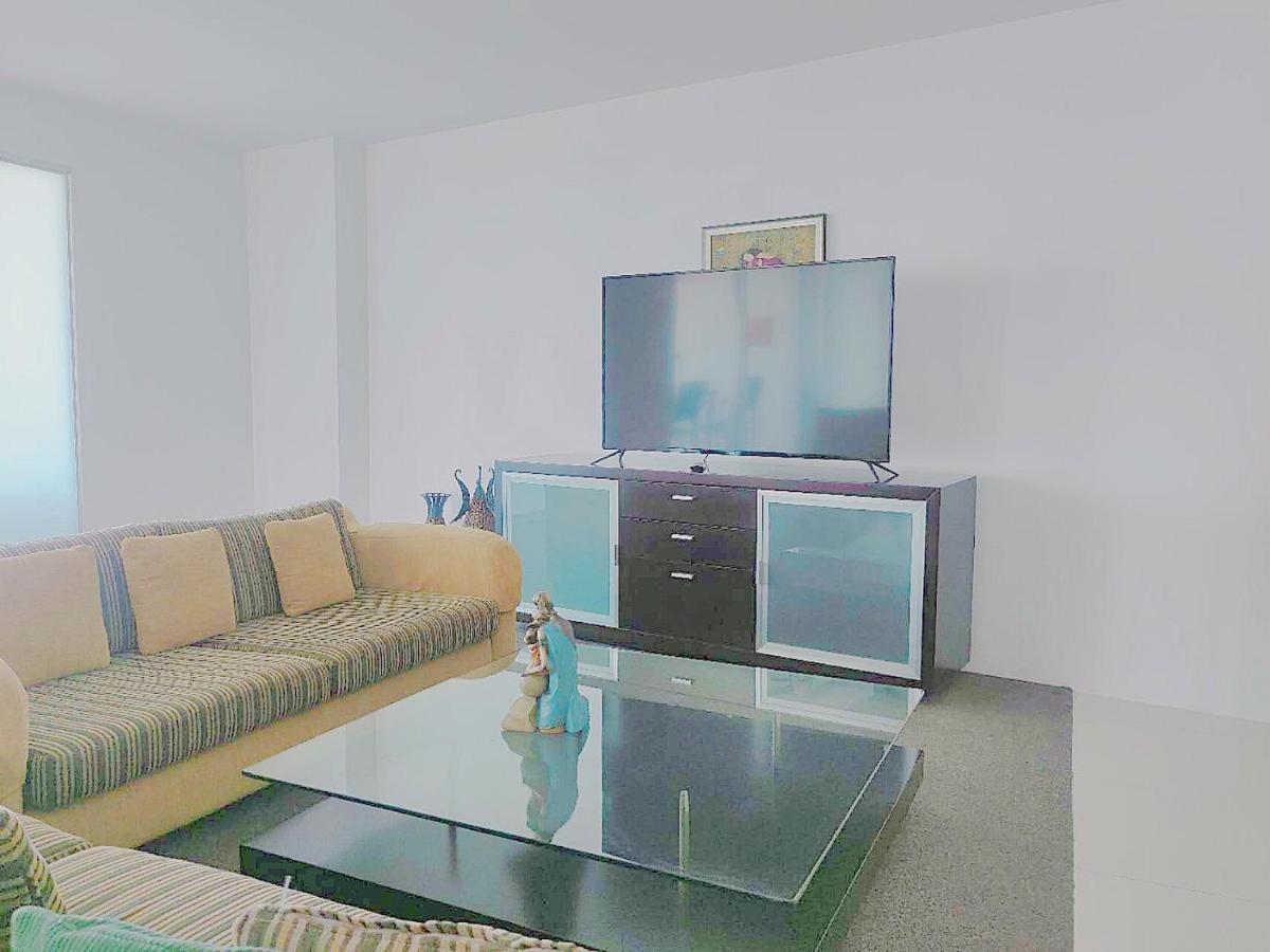 Serain Residences On 9 Hamilton Avenue Gold Coast Luaran gambar
