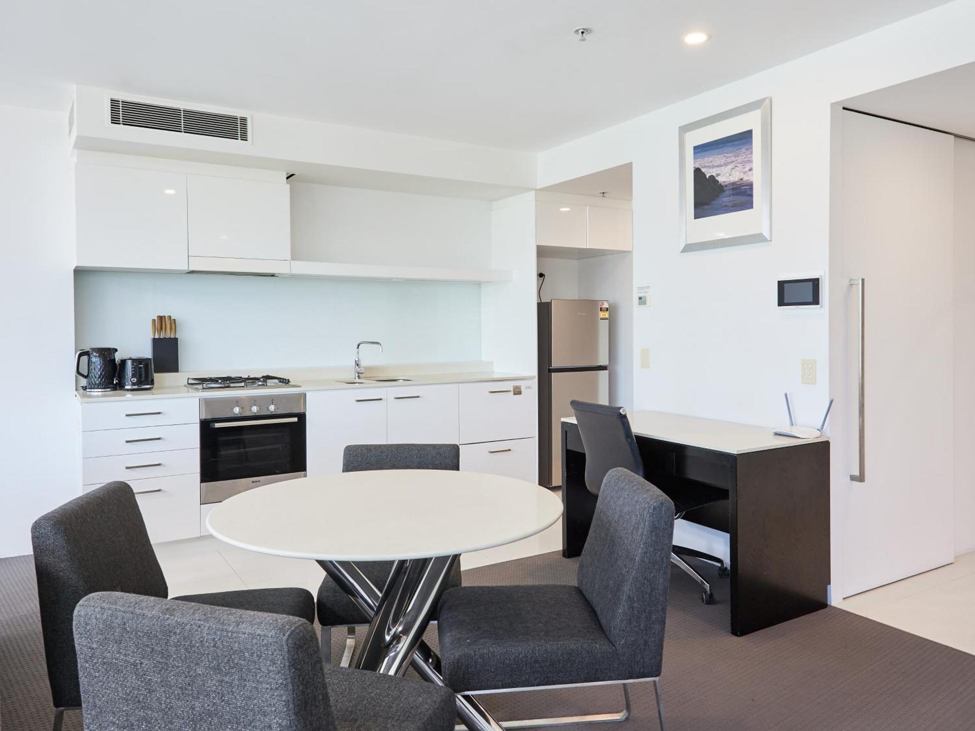 Serain Residences On 9 Hamilton Avenue Gold Coast Luaran gambar