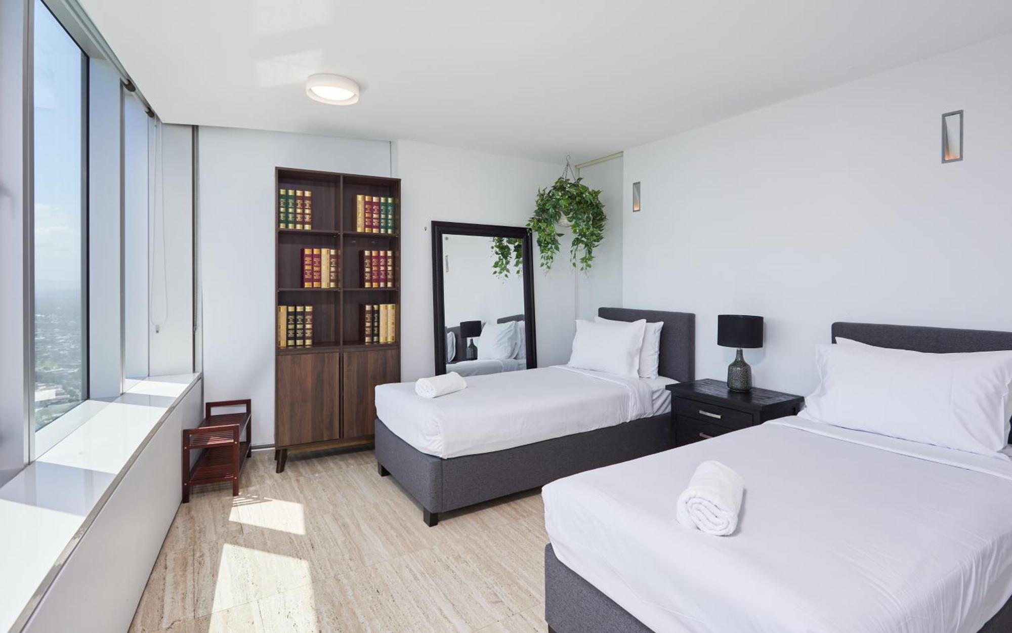 Serain Residences On 9 Hamilton Avenue Gold Coast Luaran gambar