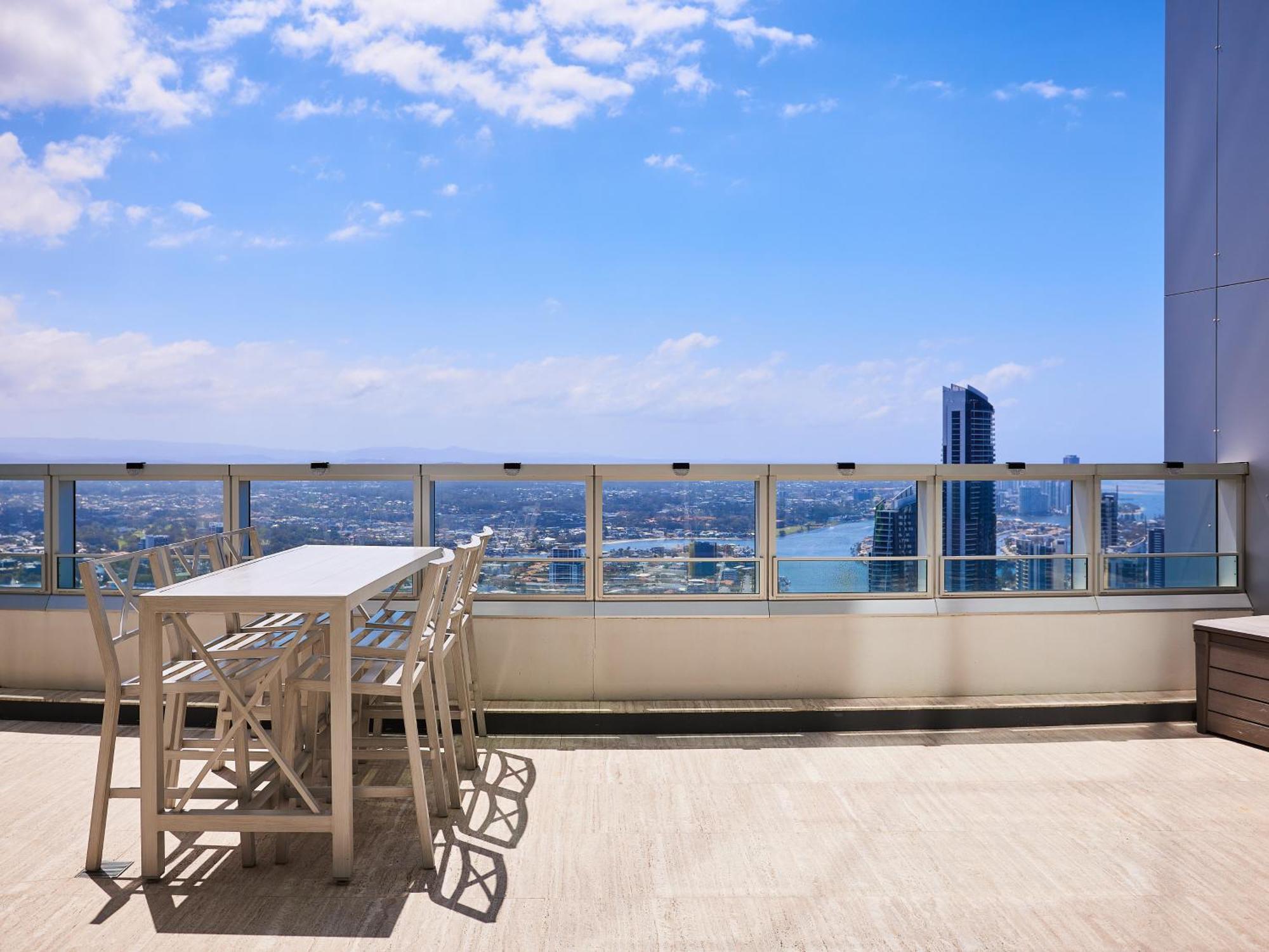 Serain Residences On 9 Hamilton Avenue Gold Coast Luaran gambar